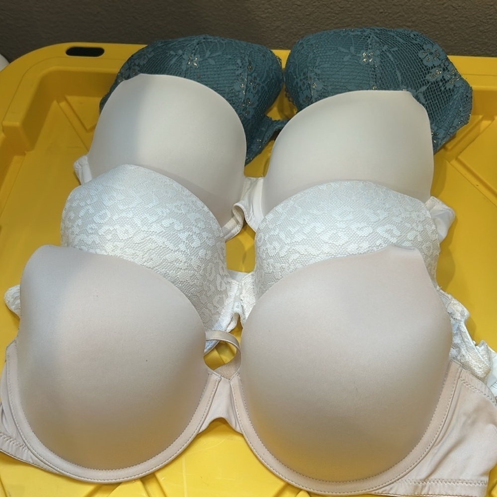 4 Victoria secret Sexy Push-Up bra’s